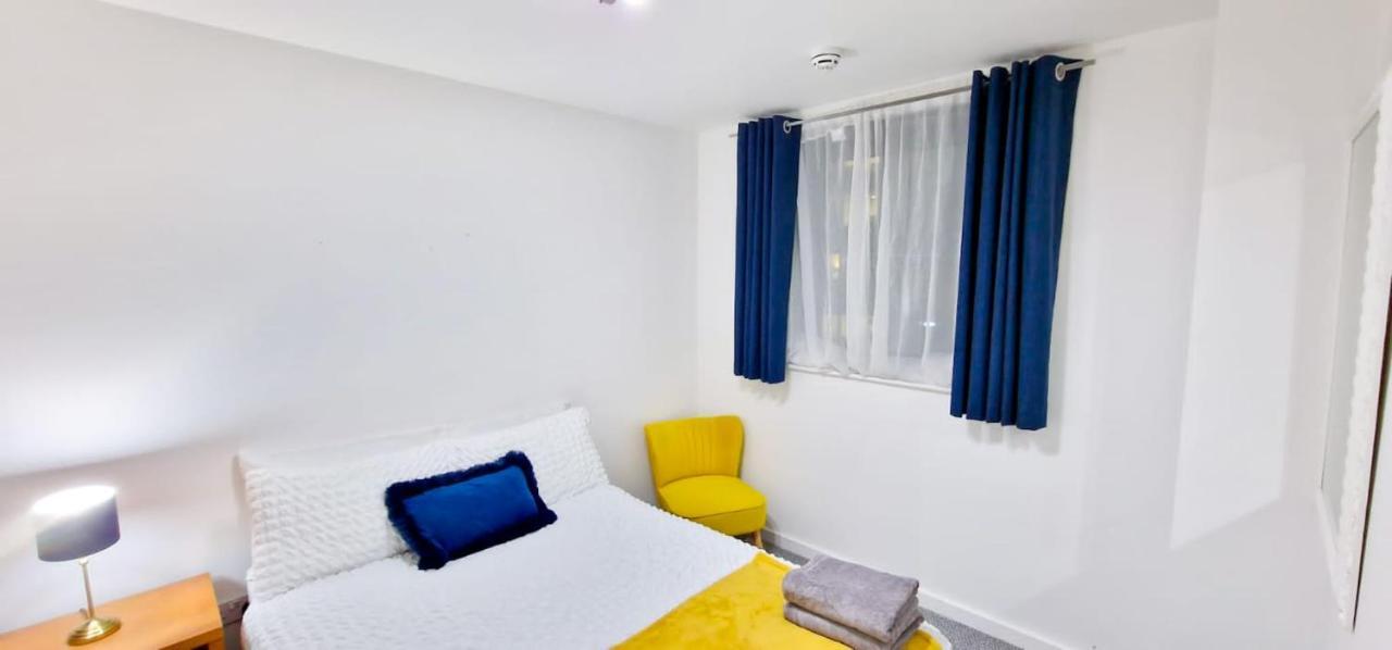 Lovely 2-Bedroom Apartment, Free Parking Manchester Exterior foto